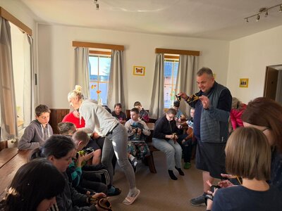 Instruktáž k použití rukavičky.