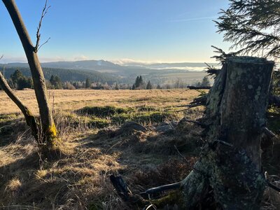 Tam někde v dáli je Rakovník.