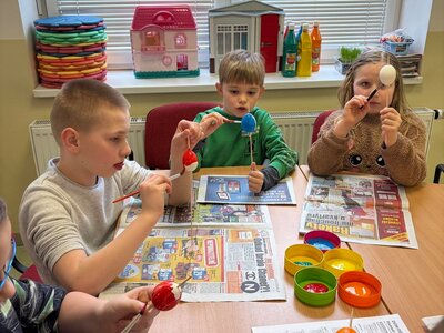 malujeme vajíčka...