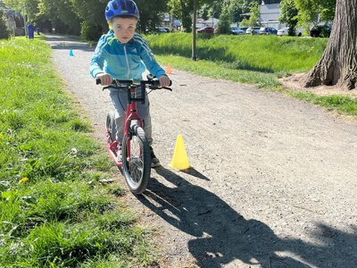 Slalom se dá také zvládnout.